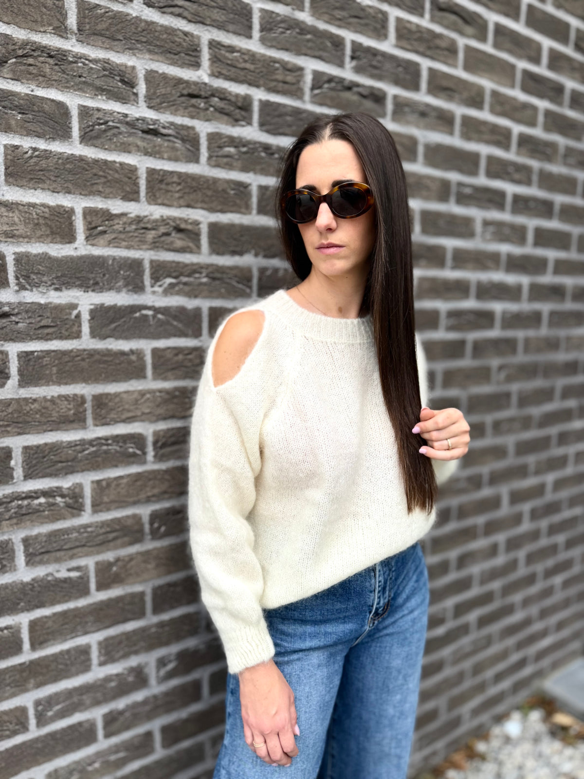 Pull épaule dénudée Alix
