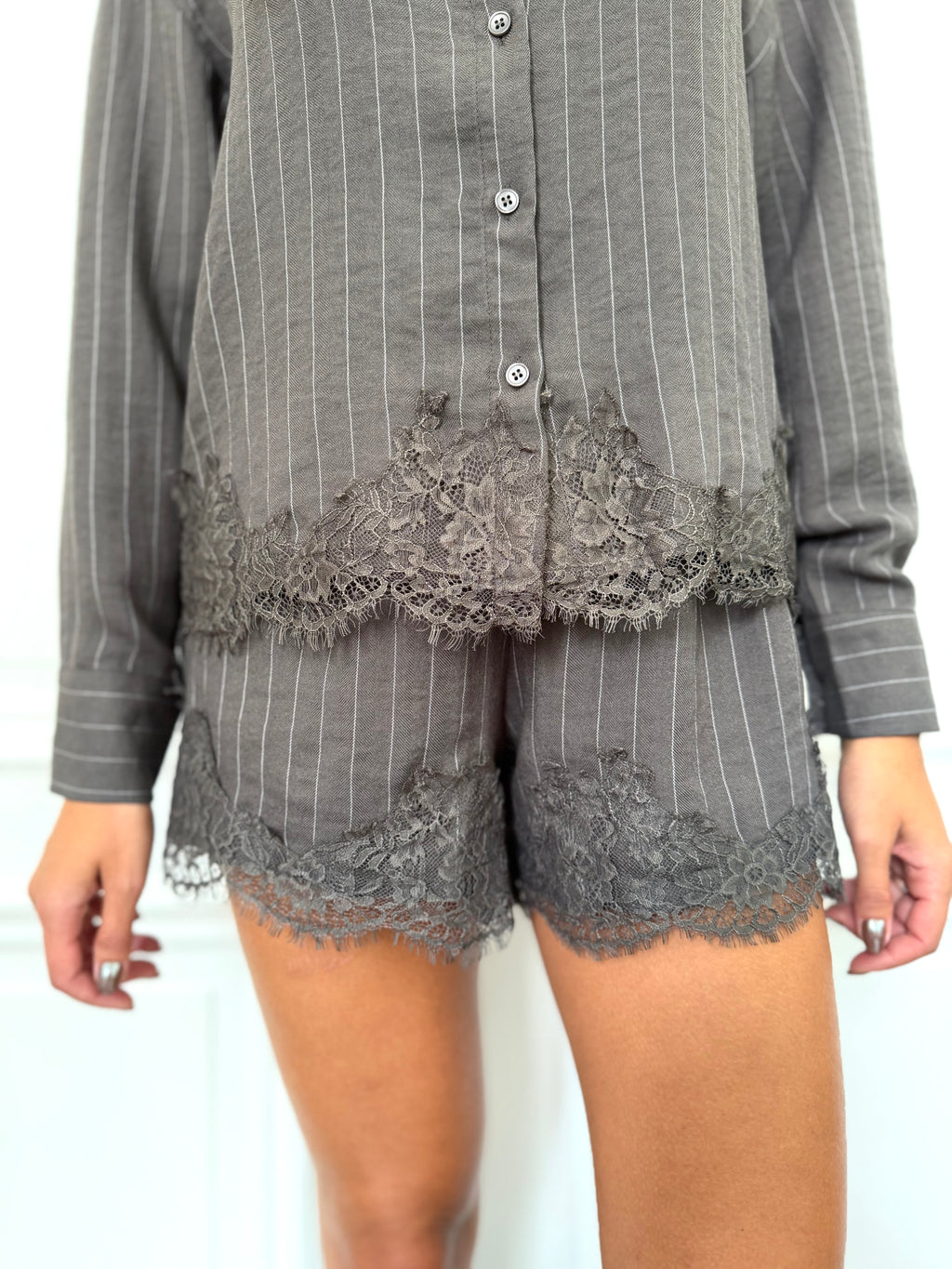 Short Romane