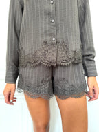 Short Romane