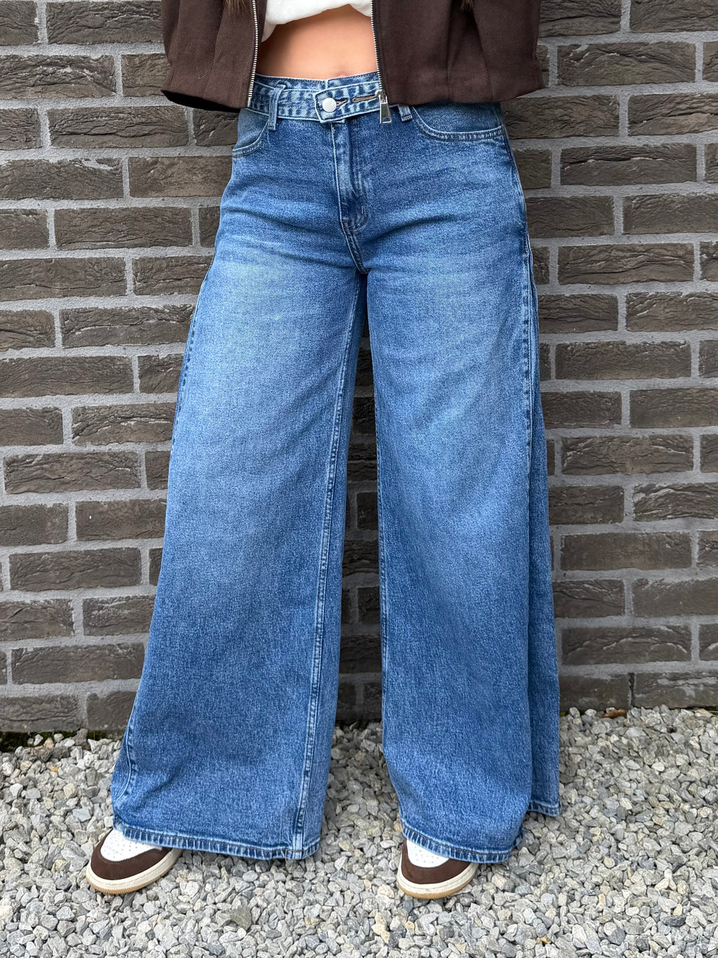 Jeans viral